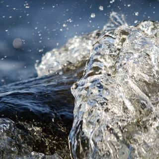 4k blue water wallpaper