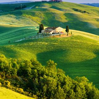 Tuscany iPhone wallpaper
