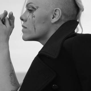 Singer phone wallpaper