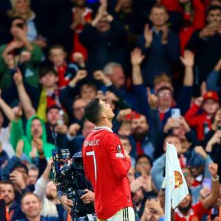 Ronaldo celebration phone wallpaper