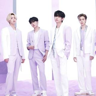 Pastel purple laptop wallpaper