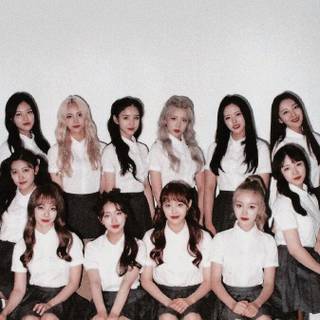 Loona Gowon phone wallpaper