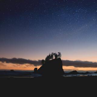 iPhone night beach wallpaper