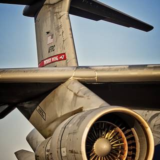 Cargo plane phone 4k wallpaper