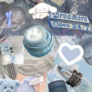 Blue coquette wallpaper