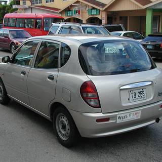 Daihatsu Storia wallpaper