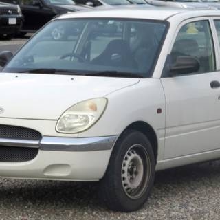 Daihatsu Storia wallpaper