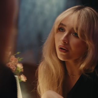 Sabrina Carpenter Nonsense wallpaper