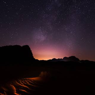 Desert at night 4k wallpaper