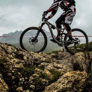 Downhill phone wallpaper