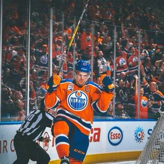 Connor McDavid iPhone wallpaper