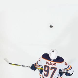 Connor McDavid iPhone wallpaper