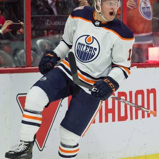 Connor McDavid iPhone wallpaper