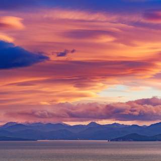 Majestic sunset wallpaper