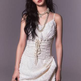 Keena Fifty Fifty wallpaper