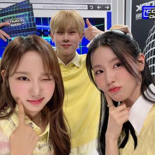 Athena Fifty Fifty wallpaper