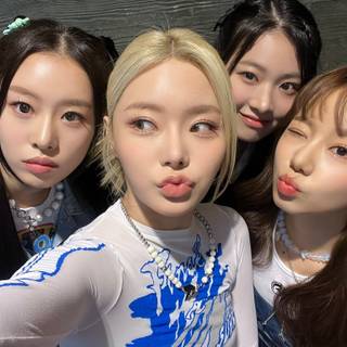 Yewon Fifty Fifty wallpaper