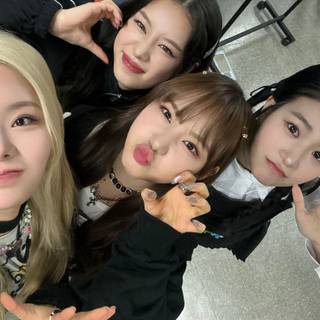 Yewon Fifty Fifty wallpaper