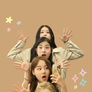 Keena Fifty Fifty wallpaper