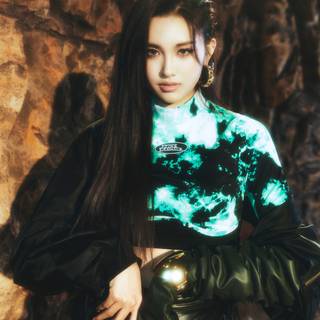 Keena Everglow wallpaper