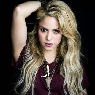 Shakira iPhone wallpaper