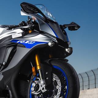 Yamaha R1 phone wallpaper