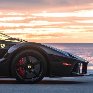 Black Ferrari iPhone wallpaper