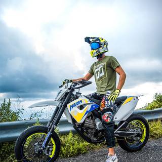 Supermoto iPhone wallpaper