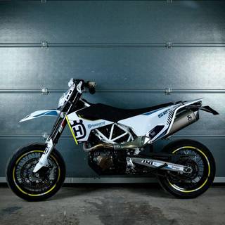 Supermoto iPhone wallpaper