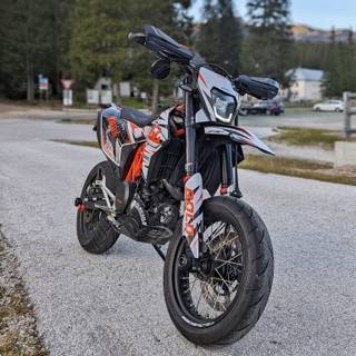 Supermoto iPhone wallpaper