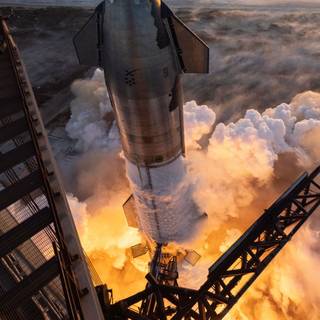 Space ship iPhone wallpaper