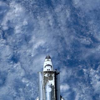 Space ship iPhone wallpaper