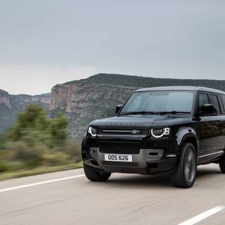 Defender black wallpaper