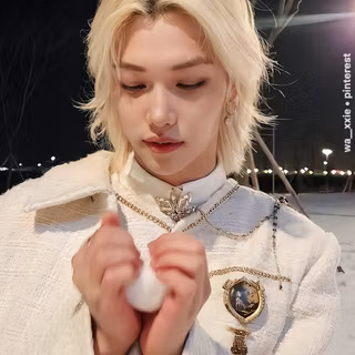 Lee Felix 2024 wallpaper