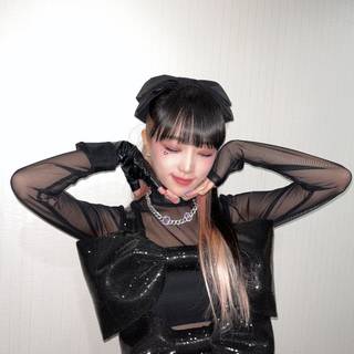 Lxxk 2 U Yena wallpaper
