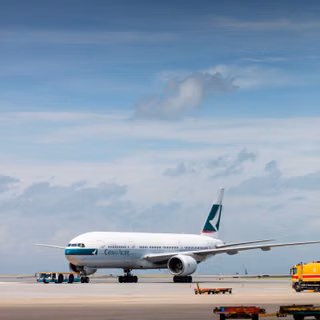 Cathay Pacific iPhone wallpaper