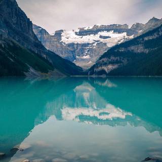 Blue Windows 10 wallpaper