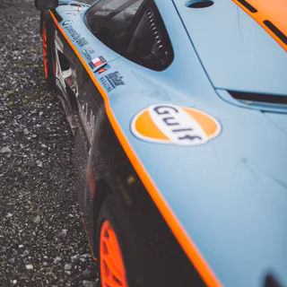 McLaren F1 GT wallpaper