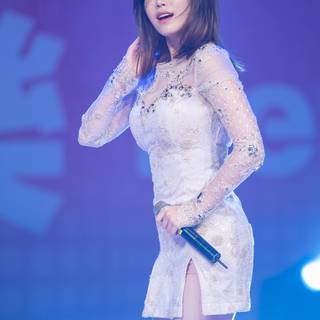 Jun Hyoseong wallpaper