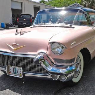 Cadillac Eldorado pink wallpaper