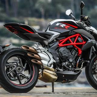 Black bike 4k PC wallpaper