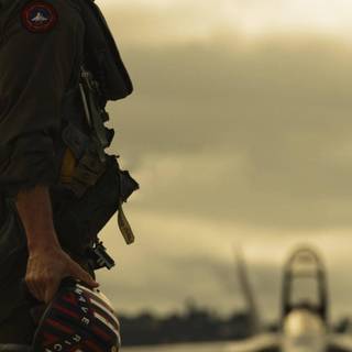 Top Gun Maverick iPhone wallpaper