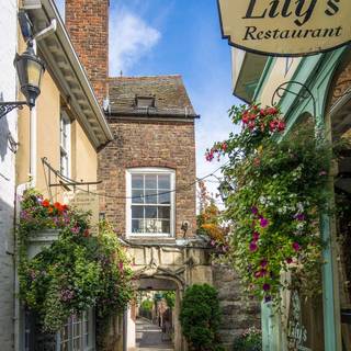 Gloucester wallpaper