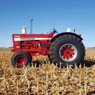 International tractors wallpaper