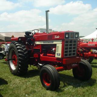 International tractors wallpaper