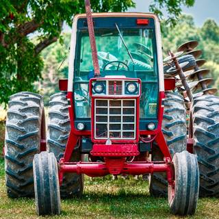 International tractors wallpaper
