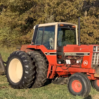 International tractors wallpaper