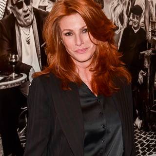 Angie Everhart wallpaper