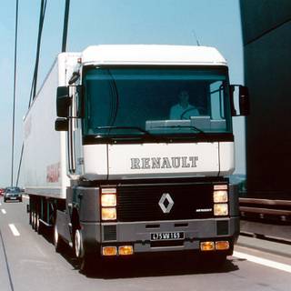 Renault Magnum wallpaper