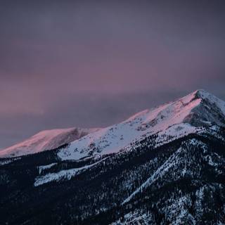 Clean 4k PC wallpaper